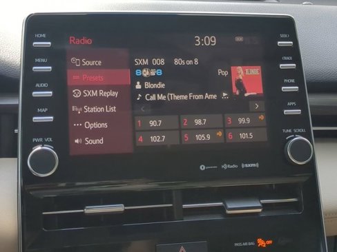 Used 2019 Toyota Avalon XLE image 16