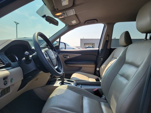 Used 2017 Honda Pilot EX image 15