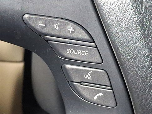 Used 2016 Nissan Pathfinder SL w/ SL Tech Package image 26