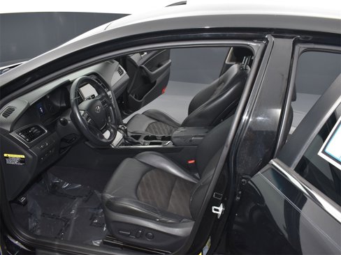 Used 2016 Hyundai Sonata Sport w/ Option Group 02 image 11