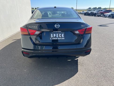 Used 2024 Nissan Altima 2.5 SV image 18