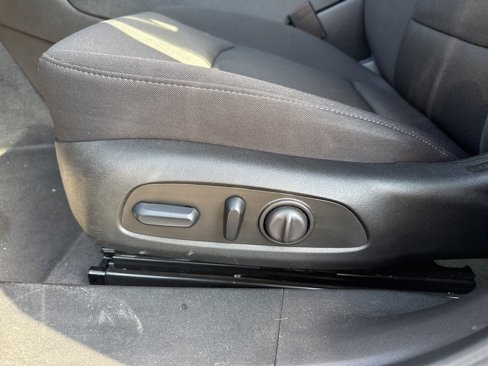 Used 2023 Chevrolet Malibu LT image 11