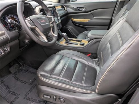 Used 2017 GMC Acadia Denali w/ Technology Package image 16