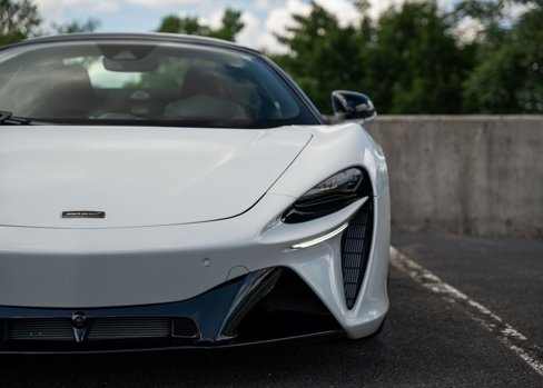 New 2025 McLaren Artura Spider image 35