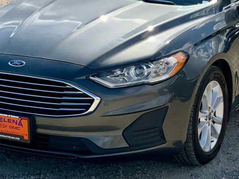 Used 2019 Ford Fusion SE image 15