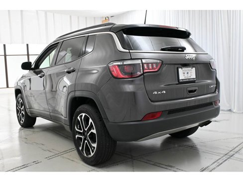 Used 2022 Jeep Compass Limited image 5