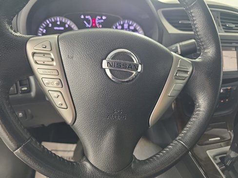 Used 2015 Nissan Sentra SL w/ SL Premium Package image 28