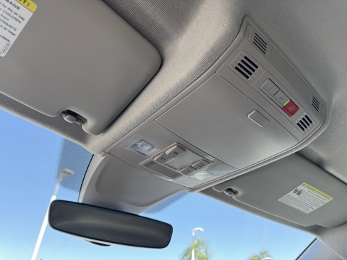Certified 2023 Volkswagen Tiguan SE image 31