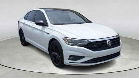Used 2021 Volkswagen Jetta R-Line w/ R-Line Cold Weather Package image 1