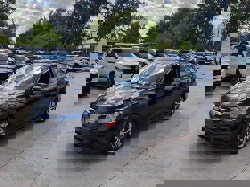 Used 2018 Honda Civic LX image 9