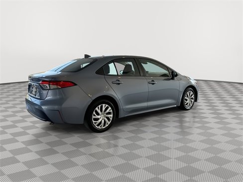 Used 2023 Toyota Corolla LE image 12