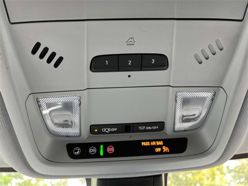 Used 2021 Chevrolet Blazer LT image 32