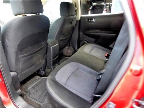 Used 2013 Nissan Rogue SV w/ Premium Pkg image 17