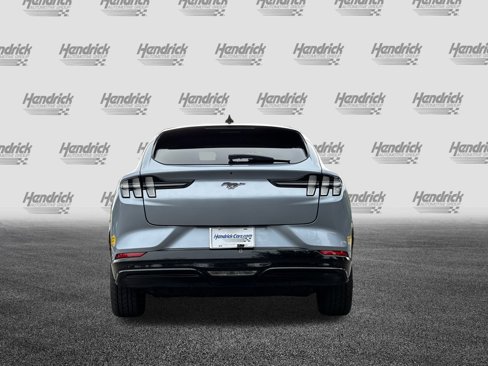 Used 2022 Ford Mustang Mach-E Premium image 6