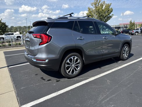 Used 2020 GMC Terrain SLT w/ Preferred Package image 10