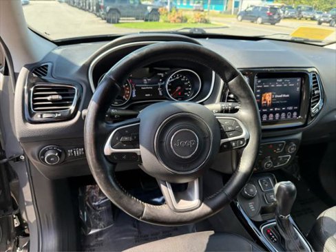 Certified 2021 Jeep Compass Limited image 12