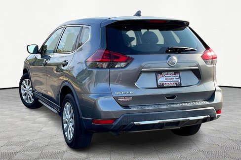 Used 2018 Nissan Rogue S image 10