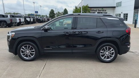 Certified 2024 GMC Terrain SLT image 5