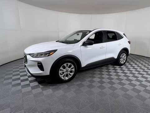 Used 2024 Ford Escape Active image 2