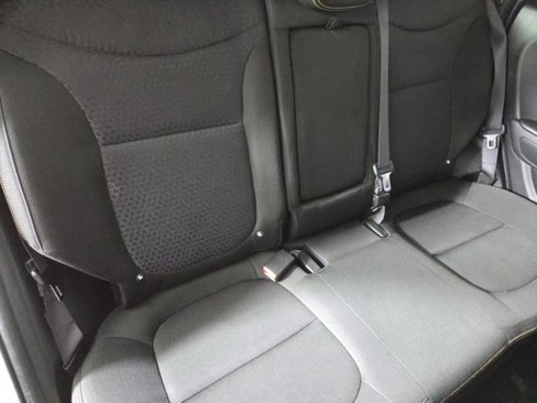 Used 2015 Kia Soul + image 21