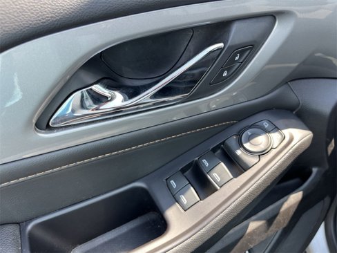 Used 2019 Chevrolet Traverse LT image 22