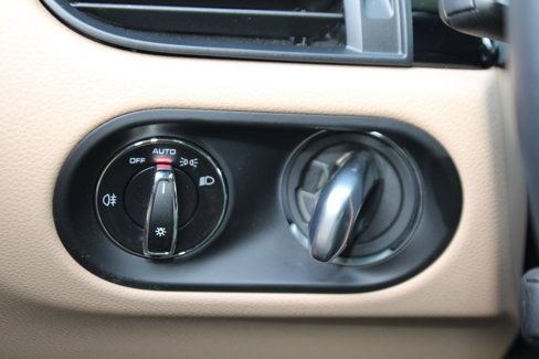 Certified 2024 Porsche Macan image 21