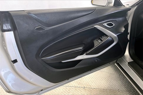 Used 2019 Chevrolet Camaro LT image 17