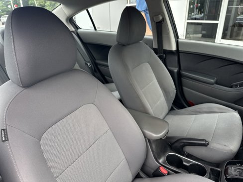Used 2018 Kia Forte LX image 25