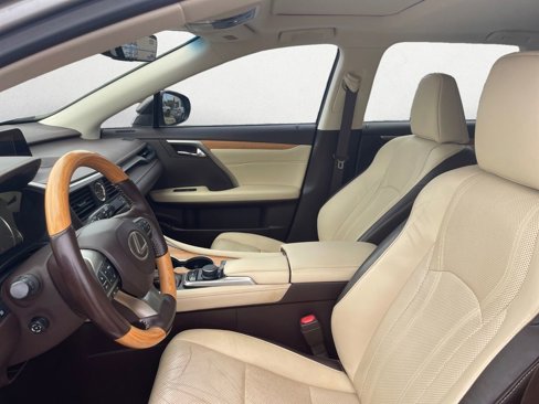 Used 2019 Lexus RX 350L FWD image 11