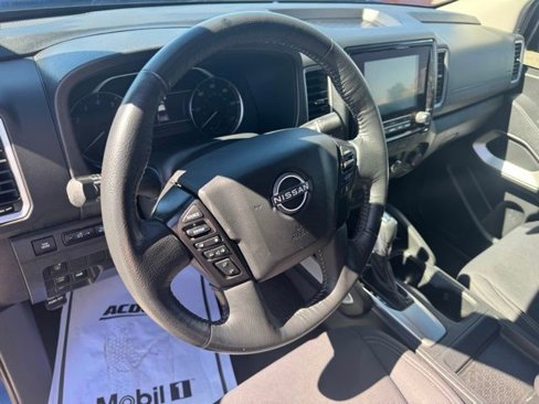 Used 2024 Nissan Frontier SV w/ Technology Package image 14