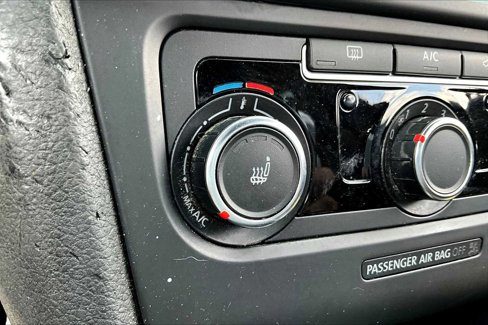 Used 2013 Volkswagen GTI 2-Door image 28
