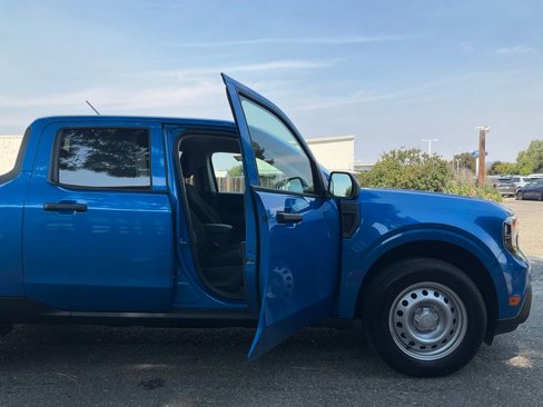 New 2025 Ford Maverick XL image 49