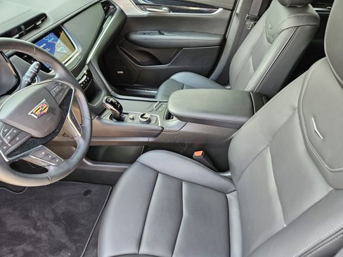 New 2025 Cadillac XT5 Premium Luxury w/ Technology Package image 16