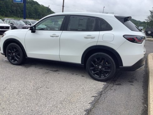 Certified 2023 Honda HR-V Sport image 3