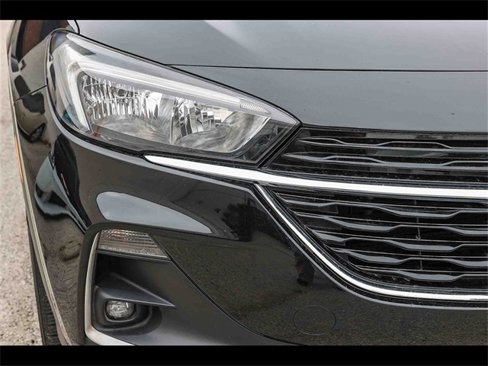 Used 2020 Buick Encore GX Select image 10