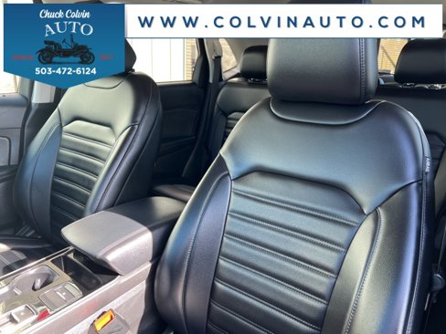Used 2020 Ford Edge SEL image 16