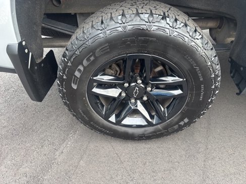 Used 2019 Chevrolet Silverado 1500 LT Trail Boss w/ Convenience Package image 31