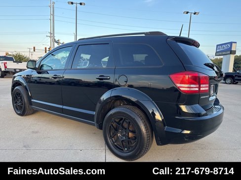 Used 2019 Dodge Journey SE image 12