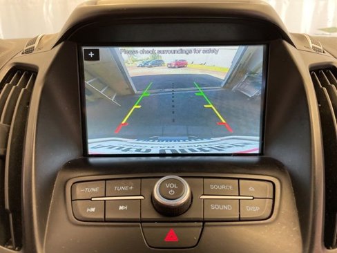Used 2018 Ford Escape SE w/ SE Sport Appearance Package image 19