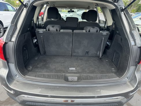 Used 2020 Nissan Pathfinder S image 5
