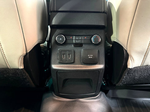 Used 2016 Ford Explorer Platinum image 20