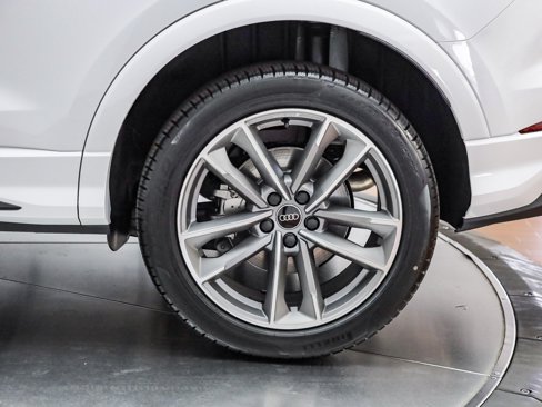 New 2025 Audi Q3 2.0T Premium image 12