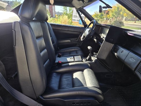 Used 1991 Cadillac Allante image 16