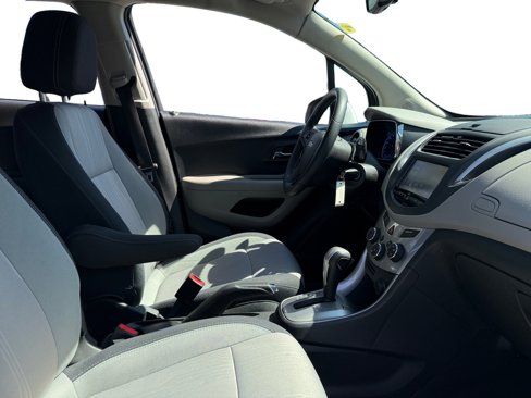 Used 2015 Chevrolet Trax LT w/ LPO, Protection Package image 14