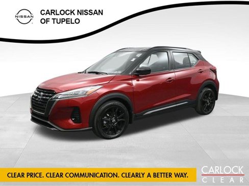 Used 2024 Nissan Kicks SR image 1