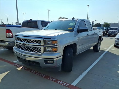 Used 2015 Chevrolet Silverado 1500 LT w/ LT Convenience Package image 3