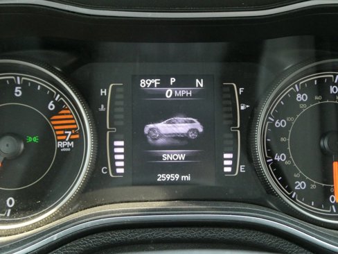 Used 2019 Jeep Cherokee Latitude Plus image 40