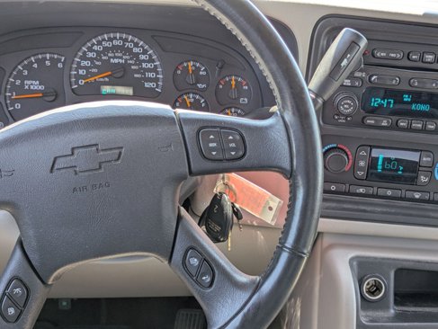 Used 2004 Chevrolet Silverado 2500 LT image 20