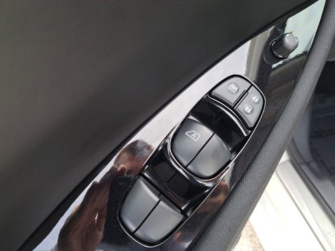 Used 2023 Nissan Leaf SV Plus image 14