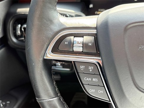 Used 2021 Lincoln Nautilus Reserve image 31